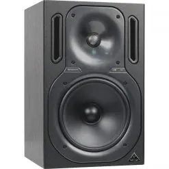 Behringer B2031A Active 2 Way Studio Monitors