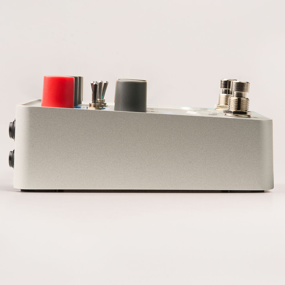 Headrush core Universal audio max preamp and dual compressor pedal overview